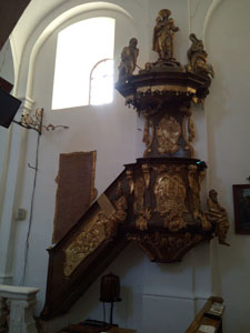 Reštaurátorský výskum barokovej kazateľnice, spovedelnice, sôch sv. Vendelína a Floriána